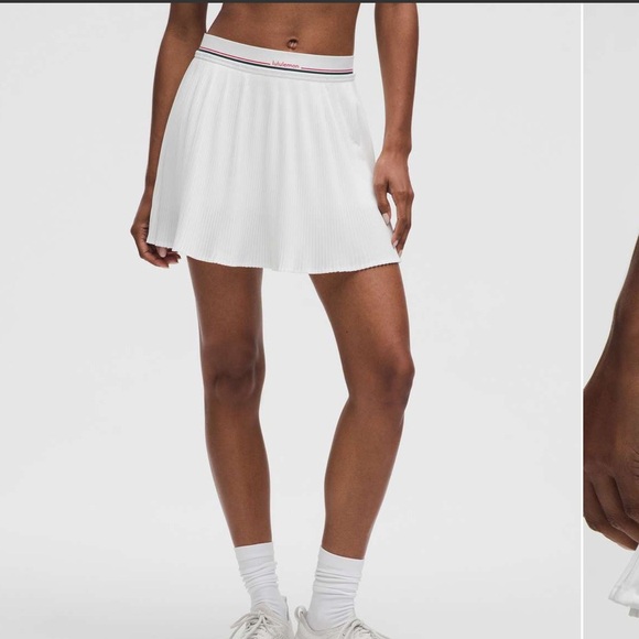 lululemon athletica Dresses & Skirts - Lululemon Logo-Waist Micro-Pleat Mid-Rise Tennis Skirt *Long
White size XXS